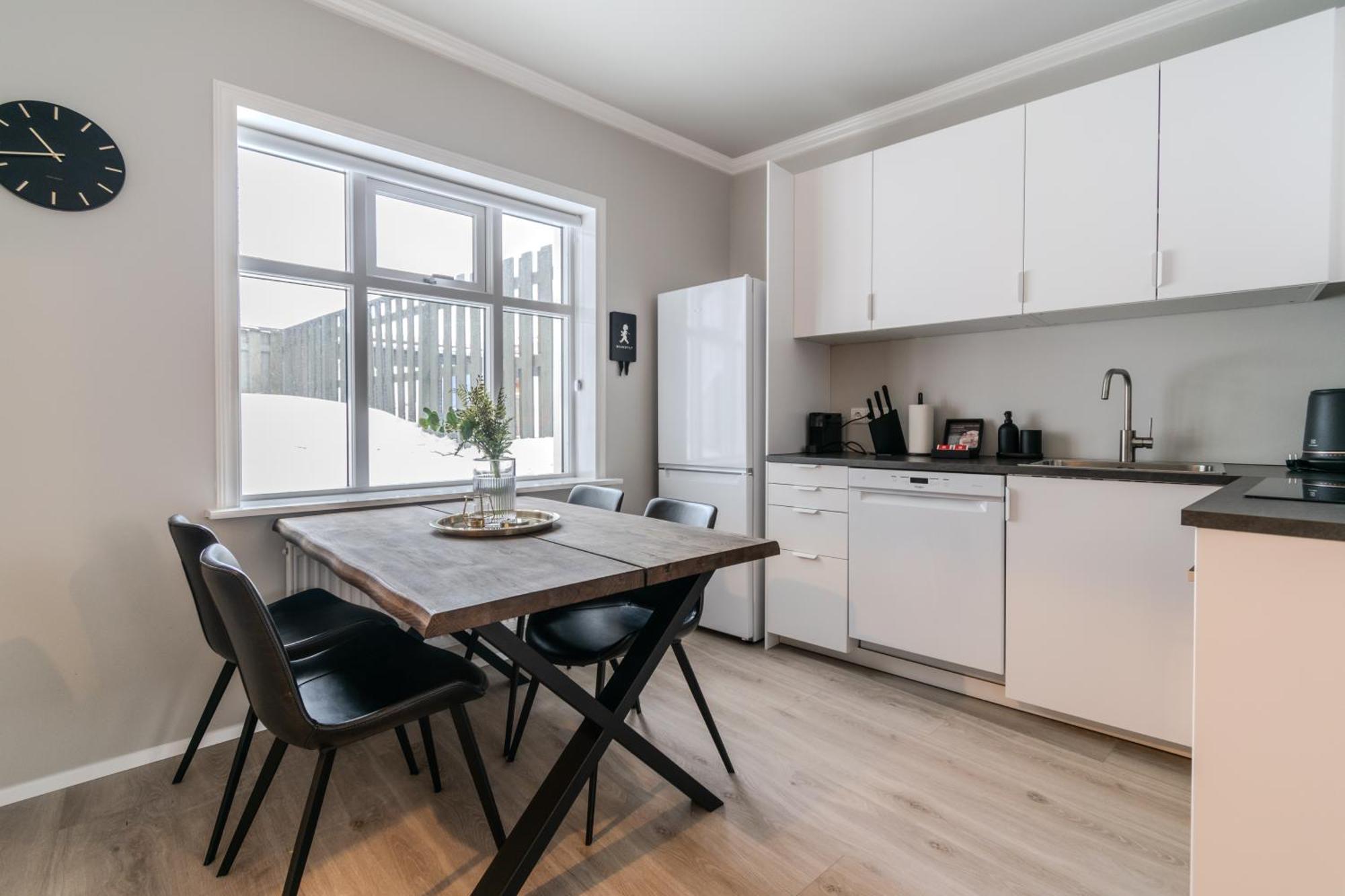 Framnesvegur - Two Bedroom Central Apartment Reykjavík Exterior foto